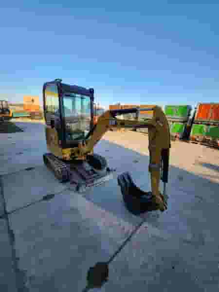 Caterpillar 301.8 CAT - 2020r - 2320 mth - Photo 1