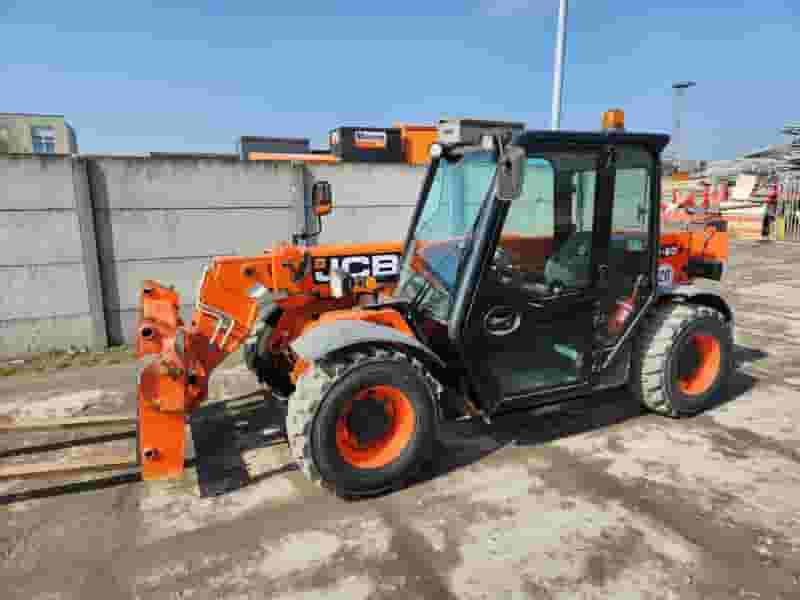 Ładowarka JCB 525-60 z 2018r -2460 mth - - Photo 1