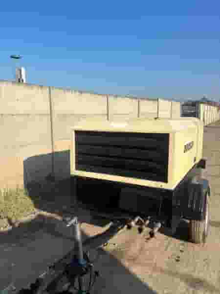 Kompresor Mobilny Doosan 751 - Zar.w PL 2009r -282 Mth - Photo 3