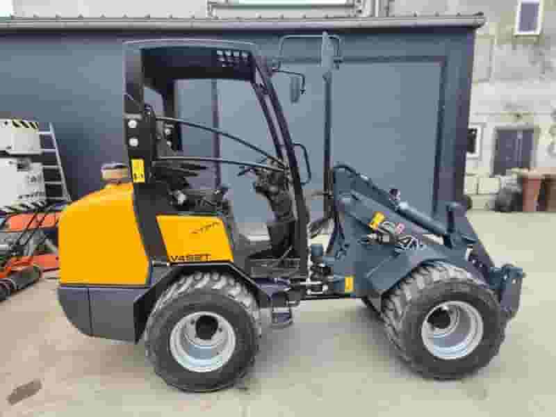 Ładowarka Giant V452 xtra HD - 2019 r - 628 mth - Photo 2