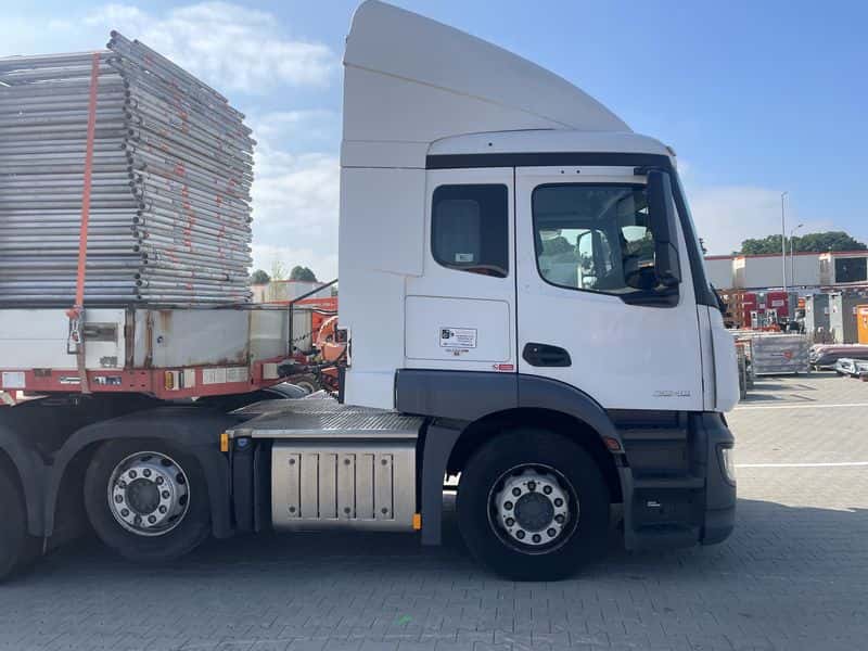 Samochód ciężarowy ciągnik siodłowy  Mercedes Actros Anglik - Thumbnail 5