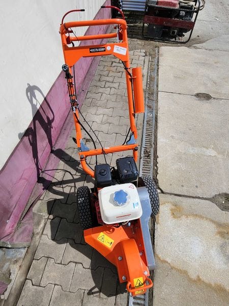 Frezarka do pni DOSCO  karczownica łuparka silnik honda - Photo 2