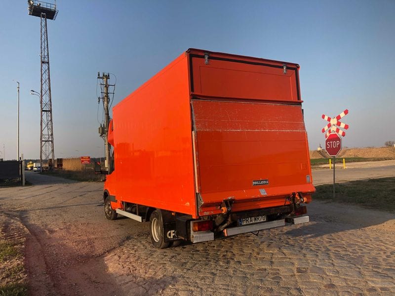 Samochód Iveco Daily 40C12, hydro klapa, winda. kurnik - Photo 3