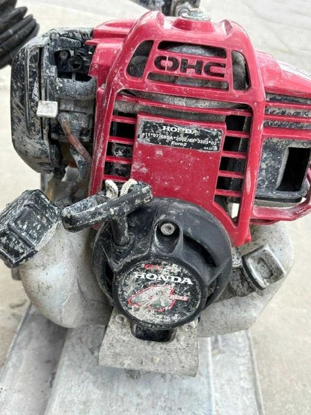 Łata wibracyjna, wibrołata Atlas Copco BV 20G - Photo 2