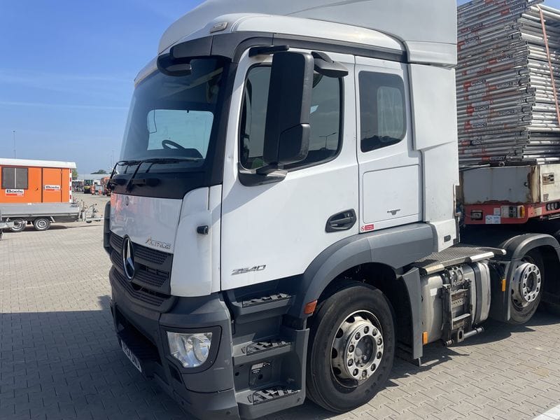 Samochód ciężarowy ciągnik siodłowy  Mercedes Actros Anglik - Photo 1