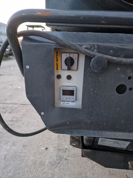 Nagrzewnica spalinowa z odprowadzeniem spalin na olej IMA 111 110kW - Photo 4