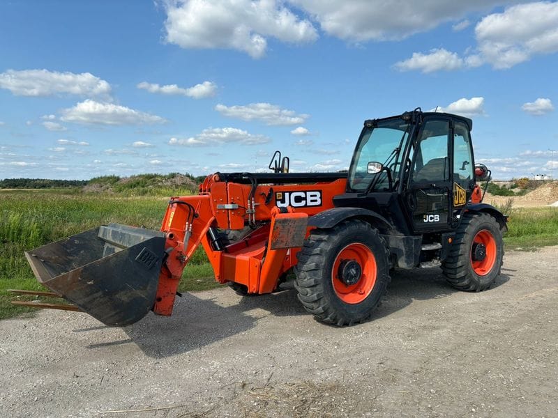Ładowarka teleskopowa JCB 540-140 rok prod 2019 - Photo 1