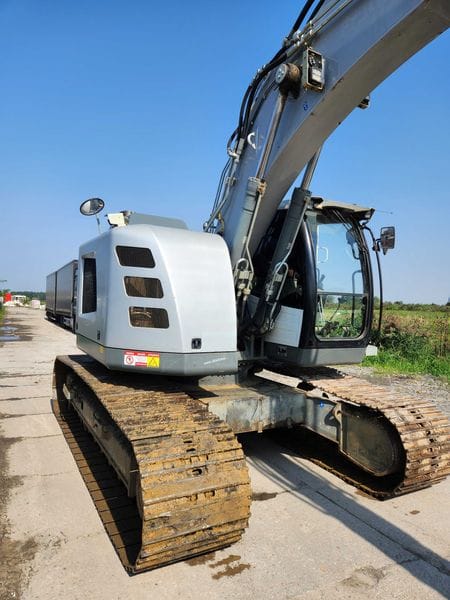 Liebherr R926 Copmpact - 2016r - Photo 1