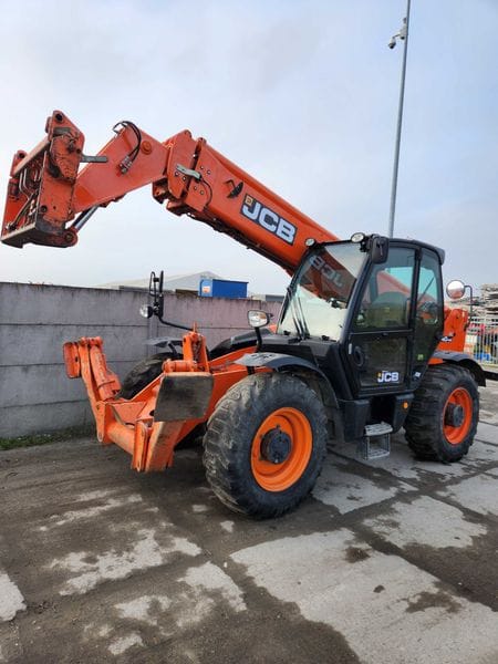 Ładowarka teleskopowa JCB 540-140 rok 2015 - 4340 mth - Photo 5