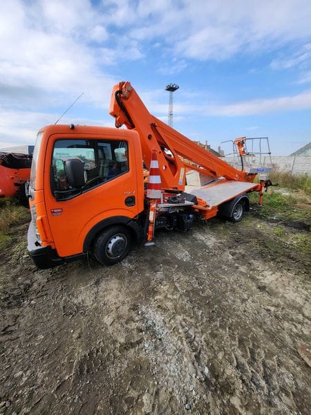 Renoult Maxity 2018 r Podnośnik koszowy 22 m  - uszkodzony - Photo 1