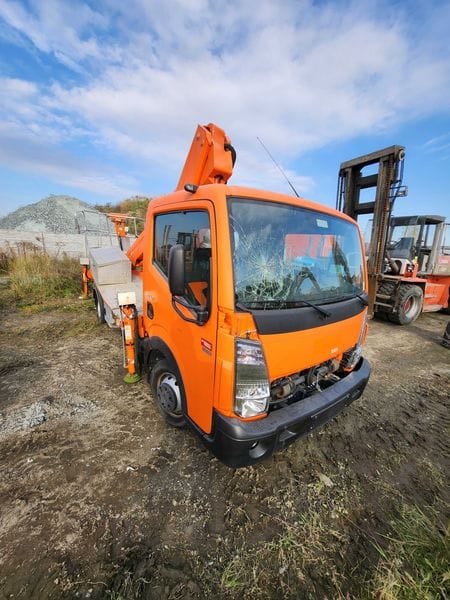 Renoult Maxity 2018 r Podnośnik koszowy 22 m  - uszkodzony - Photo 3