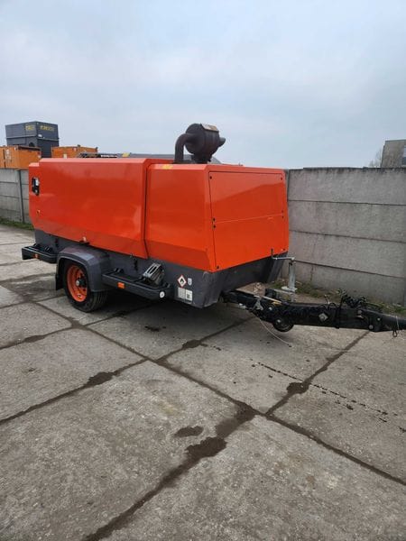 Kompresor mobilny Atlas Copco XAHS 317 - 18m3 -12 bar -2016r / 2230mth - Photo 2