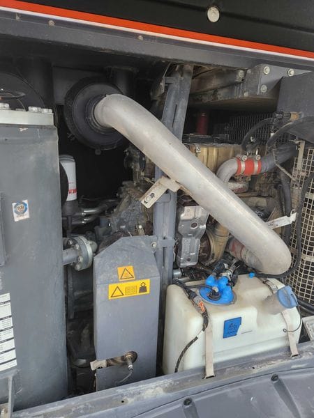Kompresor mobilny Atlas Copco XAHS 317 - 18m3 -12 bar -2016r / 2230mth - Photo 3