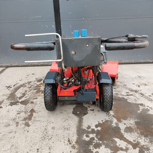 Zamiatarka hydrauliczna spalinowa Kersten K 2000 Honda - Thumbnail 3